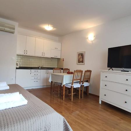 Ivana Apartman 2 Crikvenica Exterior photo